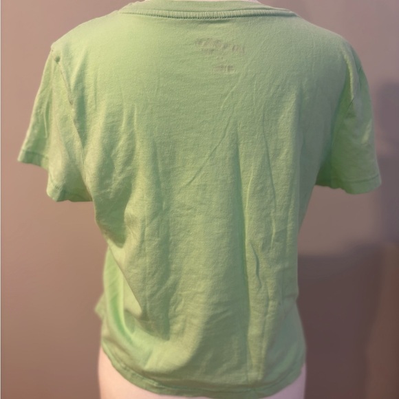 Universal Thread Women’s Light Green Tee size Small - Picture 6 of 6